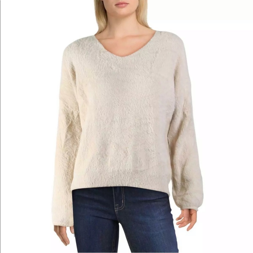 Fate Fuzzy Knit V-Neck Long Sleeve Pullover Beige Sweater Size S/M EUC